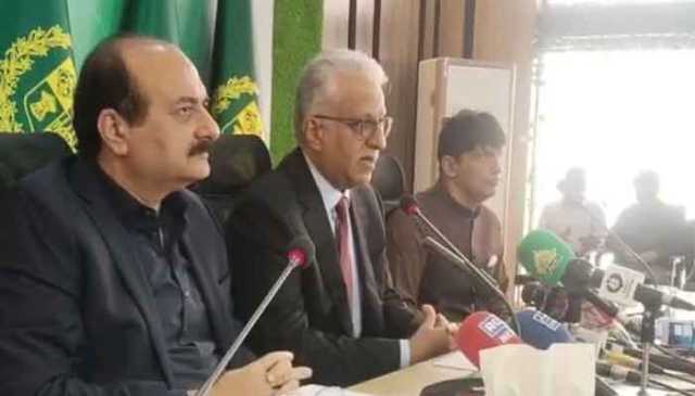 پاکستان کے نوجوانوں میں بہت ٹیلنٹ ہے، سینئر نائب صدر فیفا