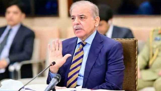 پوری قوم دہشتگردی کیخلاف جنگ میں اپنی افواج کیساتھ کھڑی ہے: وزیراعظم