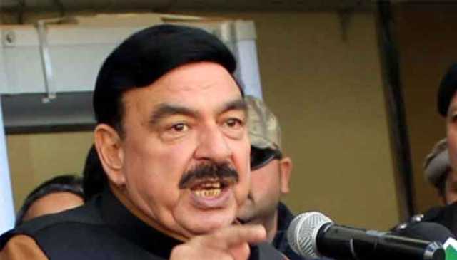 شیخ رشید کو عمرہ سے روکنے پر وفاقی حکومت کو نوٹس،ڈی جی ایف آئی اے اور پاسپورٹ عدالت طلب