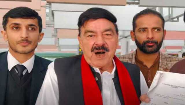 سابق وفاقی وزیر شیخ رشید احمد کو بیرون ملک جانے سے روک دیا گیا