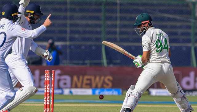 ایشز سیریز کا پہلا ٹیسٹ دو دن میں ختم، آسٹریلیا نے انگلینڈ کو 8 وکٹوں سے شکست دے دی