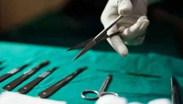 دہلی میں انوکھی سرجری: نوجوان کا انگوٹھا پاؤں کی انگلی سے دوبارہ بنادیا گیا