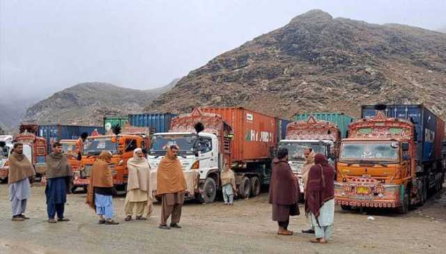 پاک افغان تجارتی بندش: پاکستان کو فائدہ، افغانستان کو بھاری نقصان