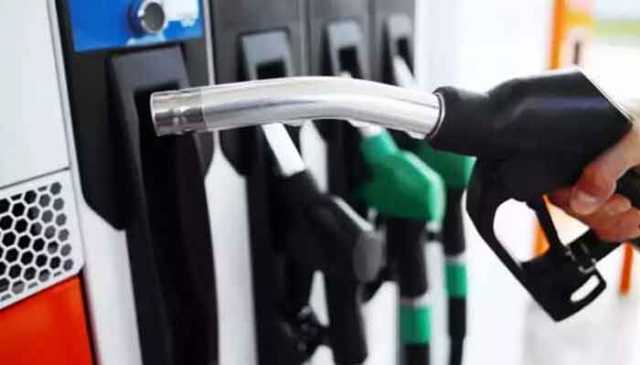 پیٹرول 1 روپے 96 پیسے سستا ہونے کا امکان ، اوگرا سمری تیار،ذرائع