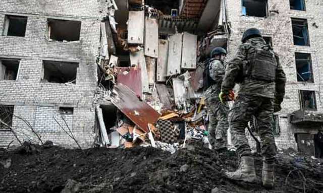 یوکرین پرروسی فضائی حملہ، 2 بچوں سمیت 6 افراد ہلاک،بلیک آئوٹ