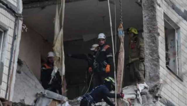 روس کے یوکرین پر درجنوں میزائل اور ڈرون حملے، توانائی نظام تباہ، 6 افراد ہلاک