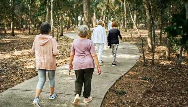یومیہ 5 ہزار قدم چلنا الزائمر سے دماغ کو محفوظ رکھ سکتا ہے: تحقیق
