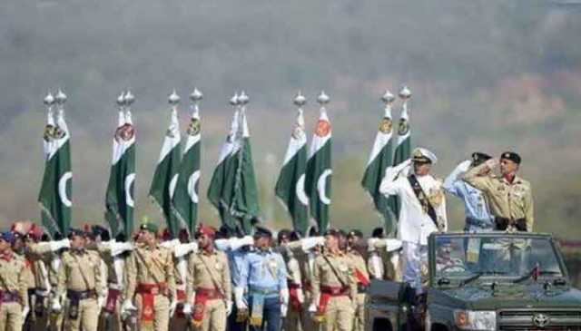 27ویں آئینی ترمیم، مسلح افواج کے تینوں سربراہان کی مراعات ، وردی تاحیات ہوگی