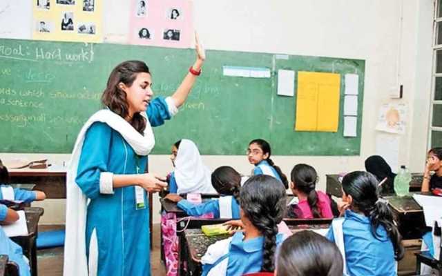 پنجاب میں انٹرنیزٹیچرزبھرتیاں دوبارہ شروع، پورٹل میں تکنیکی مسائل برقرار