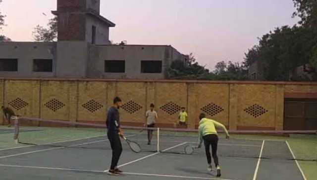 قومی کرکٹ ٹیم کے کھلاڑیوں کی ٹینس کھیلنے کی ویڈیو وائرل