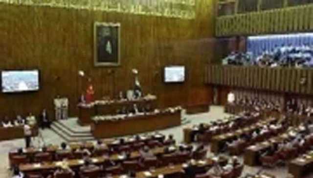 سینیٹ نے 27 ویں آئینی ترمیم دو تہائی اکثریت سے منظور کر لی،اپوزیشن کا واک آئوٹ