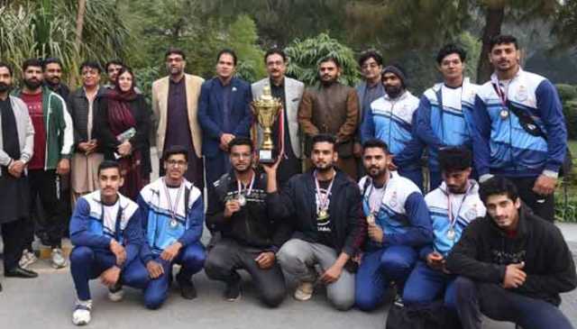 پنجاب یونیورسٹی باڈی بلڈنگ ٹیم کا کارنامہ، 16 سال بعد چیمپیئن بن گئی