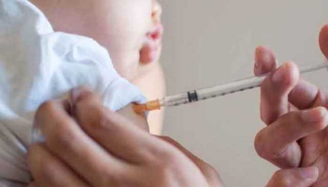 سندھ، بچوں کو حفاظتی ویکسین نہ پلانے والوں کو1 ماہ قید،50 ہزار یا 1لاکھ جرمانہ ہوگا