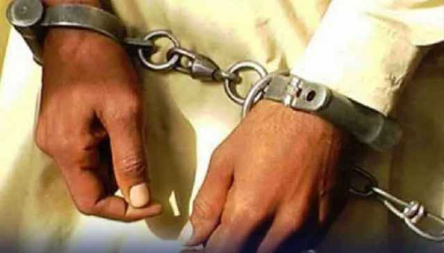 لاہور سے گرفتار 7 بھارتی ایجنٹس میں سے ایک پولیس اہلکار نکلا