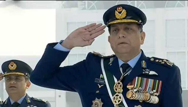 پاک فضائیہ کی رسالپوراصغر خان اکیڈمی میں کیڈٹس کی پروقار گریجویشن پریڈ