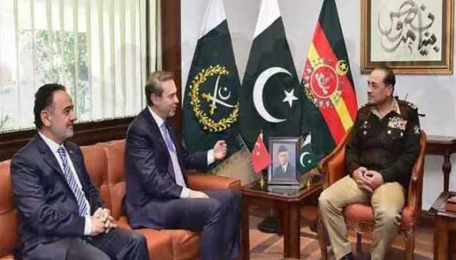 فیلڈ مارشل عاصم منیر سے ترکیہ کے وزیر الپرسلان کی ملاقات، باہمی دلچسپی امور پر گفتگو