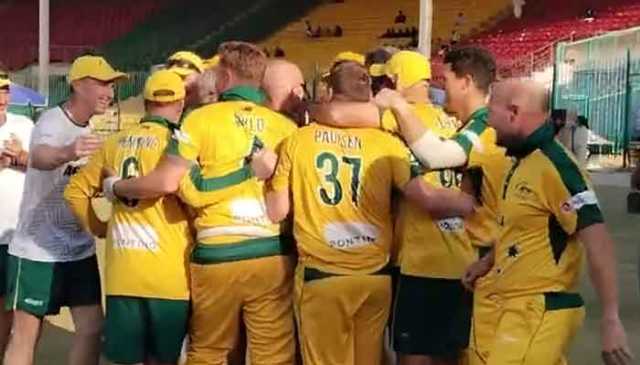 پاکستان کو شکست، آسٹریلیا نے اوور 40 ٹی ٹوئنٹی ورلڈ کپ جیت لیا