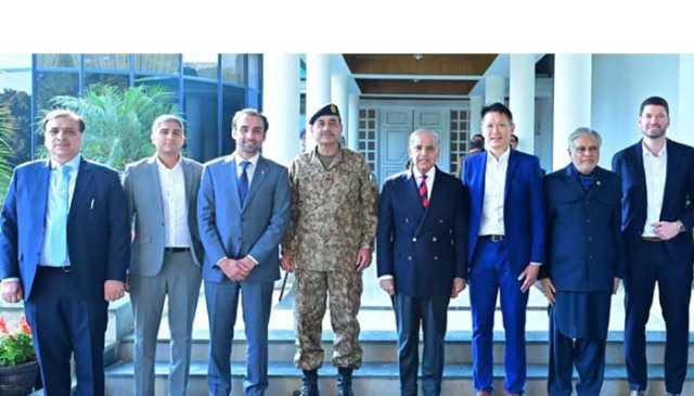 بائنانس کی اعلیٰ قیادت کا پاکستان دورہ، وزیراعظم اور آرمی چیف سے اہم ملاقاتیں