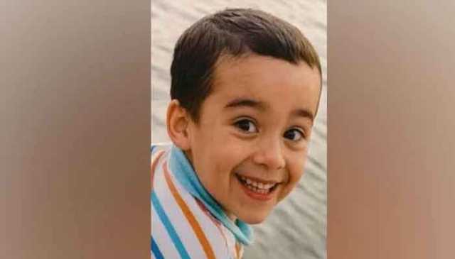 کراچی: ایک اوربچہ مین ہول میں گر کر جاں بحق، 2 افسران معطل