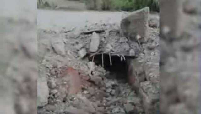 بنوں، مسلح افراد نے رابطہ پل کو بارودی مواد سے اڑا دیا
