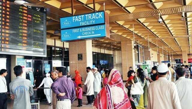 بیرونِ ملک روزگار کے خواہشمند پاکستانیوں کے لیے بڑا فیصلہ: کیش ادائیگی پر پابندی