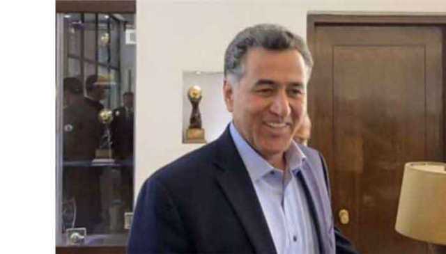 سابق لیفٹیننٹ جنرل فیض حمید کا سزا کوچیلنج کرنے کا فیصلہ