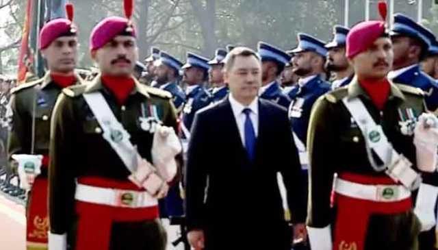 کرغز صدر کے اعزاز میں وزیراعظم ہاؤس میں استقبالیہ تقریب، گارڈ آف آنر پیش