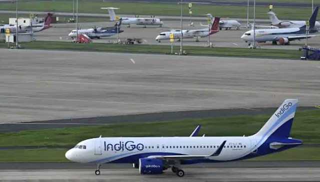 انڈیگو بحران: بھارت کمرشل ایئرلائنز کے لیے قبرستان کیوں بن رہا ہے؟