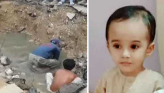 کراچی: مین ہول میں گرنے والے بچے کی لاش 14 گھنٹے بعد مل گئی