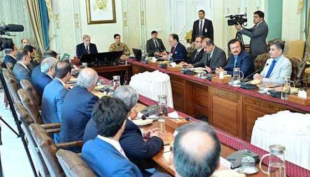 قومی ایئرلائن کی بِڈنگ 23 دسمبر کوبراہ راست نشر کی جائیگی، وزیرِ اعظم