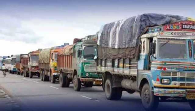 پنجاب، ٹریفک جرمانوں میں اضافے کیخلاف ٹرانسپورٹرزکا ملکگیر پہیہ جام کا اعلان