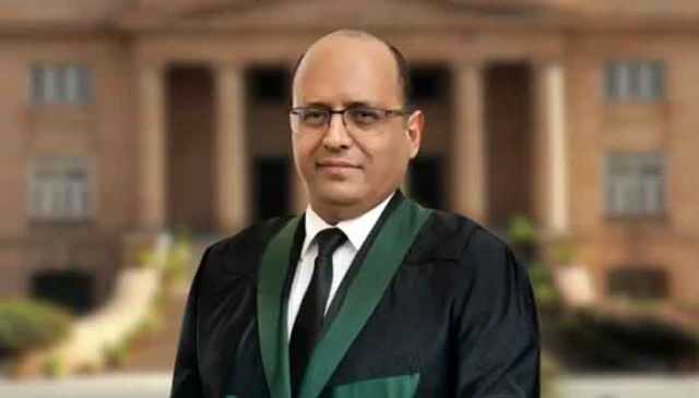 جسٹس ظفر راجپوت نے چیف جسٹس سندھ ہائی کورٹ کے عہدے کا حلف اٹھالیا