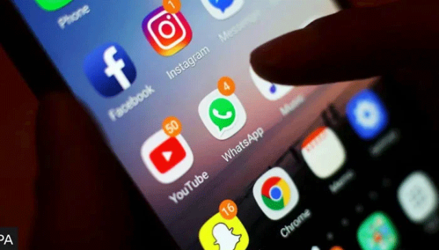 میئر لندن، 16 سال سے کم عمر بچوں کیلئے سوشل میڈیا پر پابندی کی حمایت