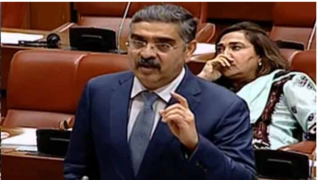 دشمن غلطی کرنے سے پہلے ہزار بار سوچ لے، پاکستان پلک جھپکے بغیر جواب دے گا:انوار الحق کاکڑ