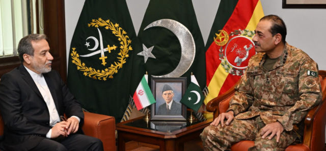 آرمی چیف جنرل عاصم منیر سے ایرانی وزیر خارجہ عباس عراقچی کی ملاقات