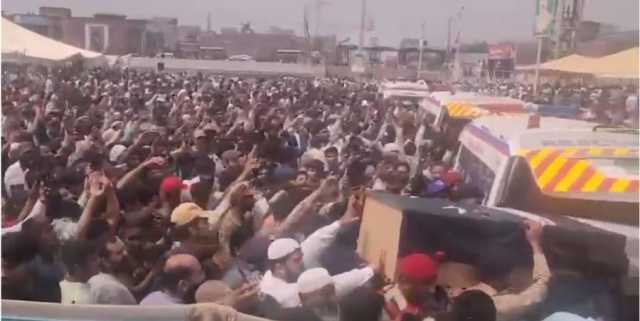  بھارتی حملوں میں شہید ہونے والوں کی متعدد مقامات پر نماز جنازہ ادا کر دی گئی