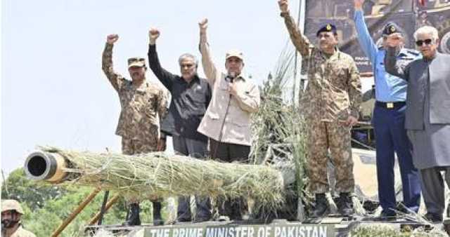 وزیراعظم شہباز شریف  کا  آپریشن بنیان مرصوص کی فرنٹ لائنز کا دورہ
