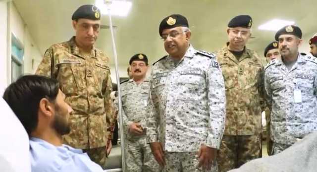 سربراہ پاک بحریہ ایڈمرل نوید اشرف کا سی ایم ایچ راولپنڈی کا دورہ