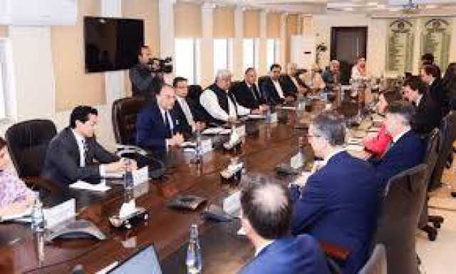 آئی ایم ایف سے بجٹ مذاکرات کا دوسرا دور شروع، تنخواہ داروں پر انکم ٹیکس کم کرنے کیلئے بات ہوگی