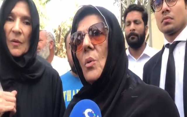 بانی پی ٹی آئی نے کہاکہ جنید اکبر تحریک اوراحتجاج کیلئے مکمل توجہ دیں،علیمہ خان