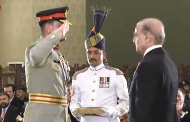 صدر اور وزیراعظم نے جنرل سیدعاصم منیرکو ’بیٹن آف فیلڈ مارشل ‘ سے نواز دیا