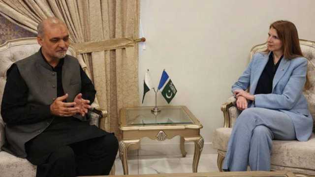  امیر جماعت اسلامی حافظ نعیم الرحمان سے برطانوی ہائی کمشنر جین میریٹ کی ملاقات، اہم امور پر گفتگو
