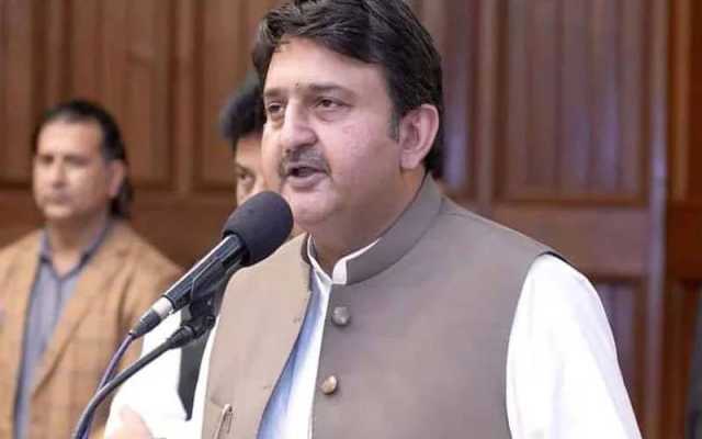 عمران خان کے حوالے سے کسی ڈیل کا قائل نہیں ہوں: ملک احمد خان