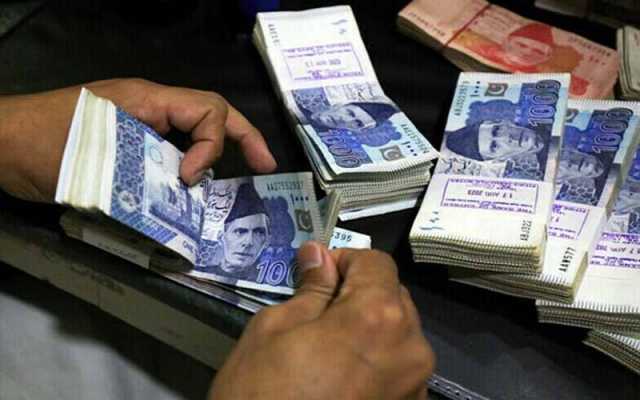 سرکاری ملازمین کی تنخواہوں میں کتنا اضافہ  متوقع؟وزیراعظم کی زیرصدارت اجلاس سے اہم خبر آ گئی 