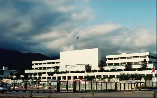 17 ہزار 600 ارب کا بجٹ آج قومی اسمبلی میں پیش کیا جائے گا 