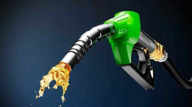 پیٹرول کی قیمت میں 7 روپے 54 پیسے کی بڑی کمی، نوٹی فیکیشن جاری