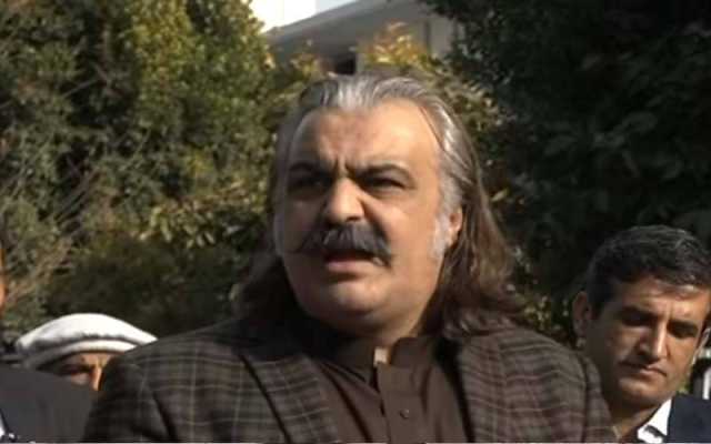 عمران خان کا وزیراعلیٰ کے پی کو عہدہ چھوڑے کا بیان، گنڈاپور کے ترجمان کا ردعمل سامنے آگیا