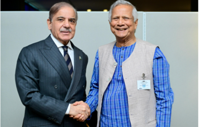 وزیراعظم  شہباز شریف سے بنگلہ دیش کے چیف ایڈوائزر  پروفیسر محمد یونس کی ملاقات،دو طرفہ تعلقات کو مزید بہتر اور مضبوط بنانے پر تبادلہ خیال 