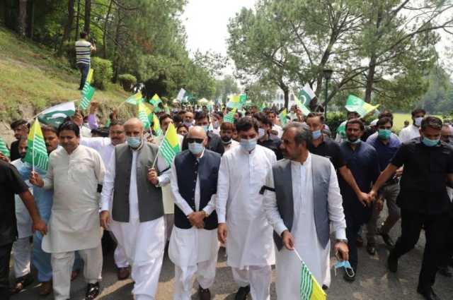   آج پاکستان کو ایک معاملہ فہم قیادت اور دانشمندانہ حکمت عملی کی شدید ضرورت ہے، چوہدری محمد سرور