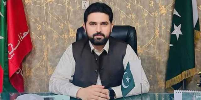 مساجد میں کتے باندھنے کا الزام، سہیل آفریدی کے خلاف پیکا ایکٹ کے تحت مقدمہ درج